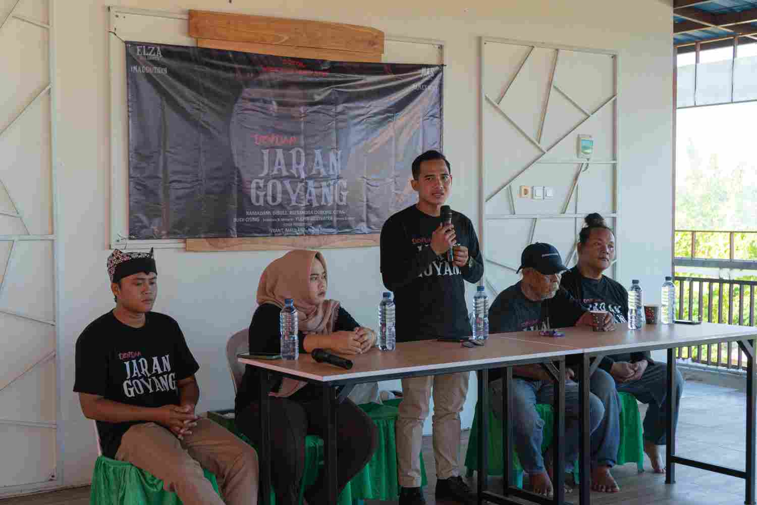Dibalik Mantra: Kisah Dendam Jaran Goyang