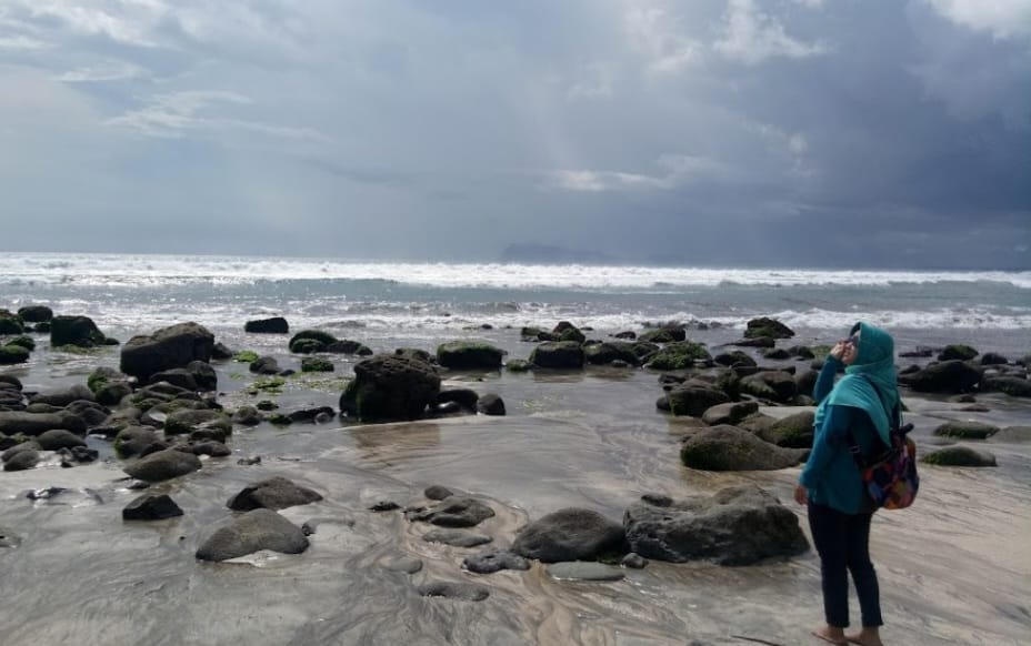 Pantai Plengkung: Keindahan Alam dan Keajaiban Ombak di Banyuwangi, Jawa Timur