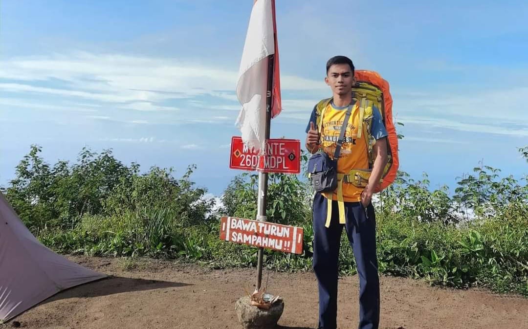 Pendakian Gunung Ranti: Petualangan dan Pemandangan Awan yang Memukau