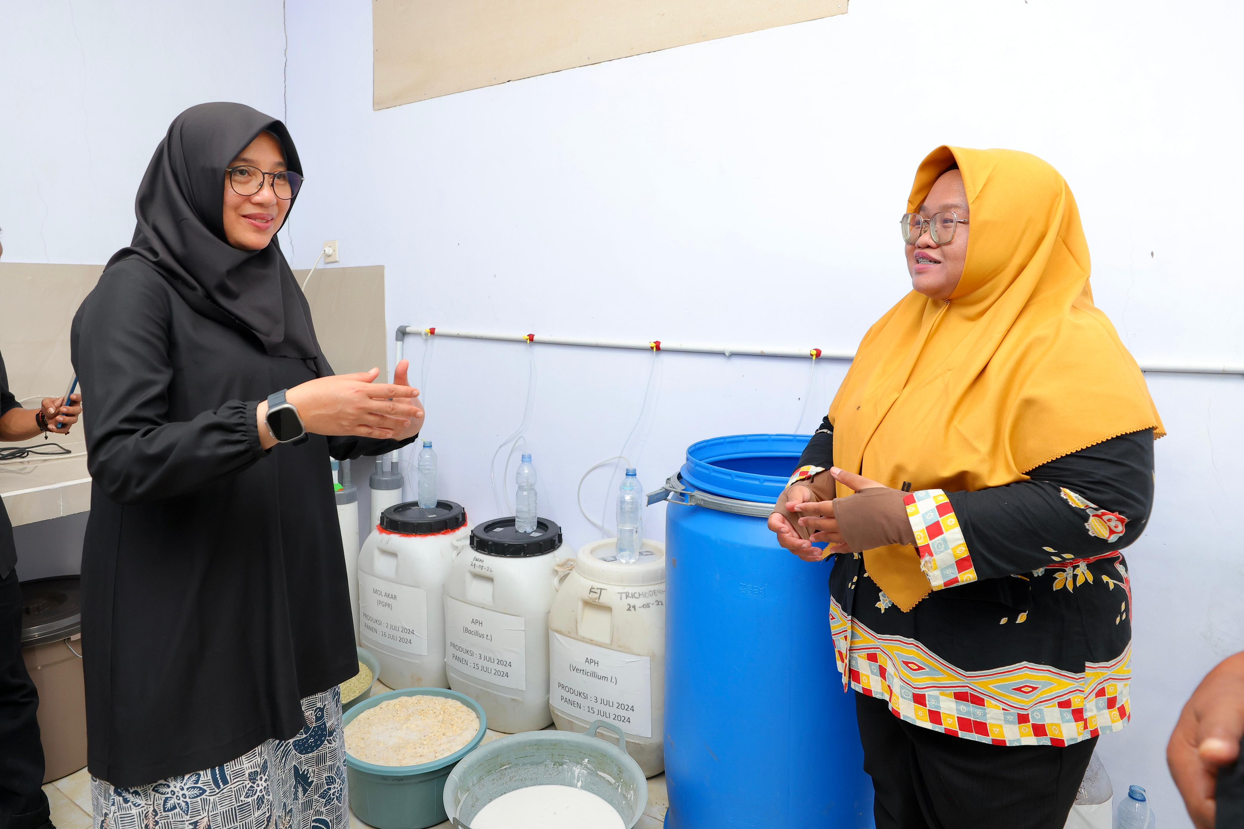 Petani Banyuwangi Mulai Manfaatkan Limbah Hewan Ternak untuk Pupuk Organik