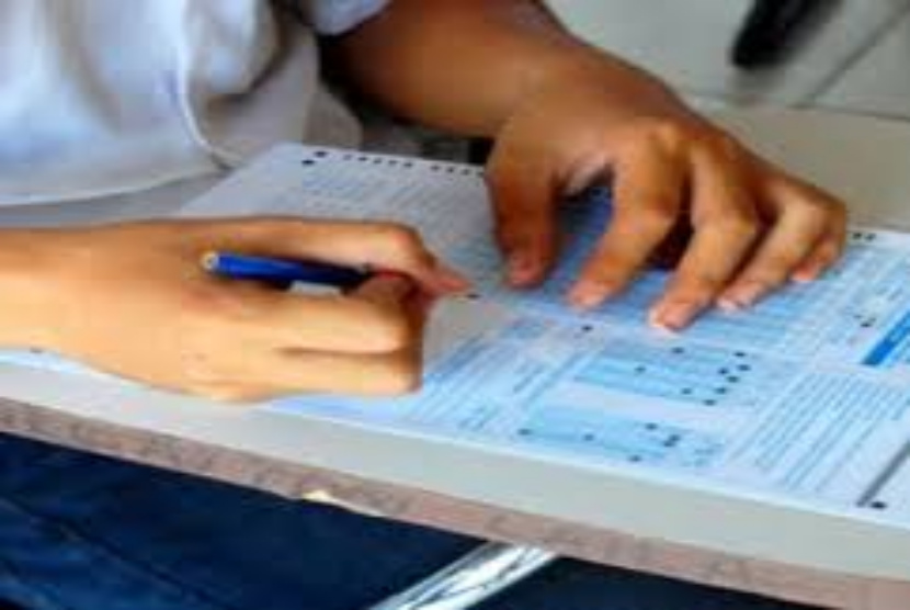 Ujian Pendidikan Kesetaraan Banyuwangi Diikuti Ribuan Warga Belajar 