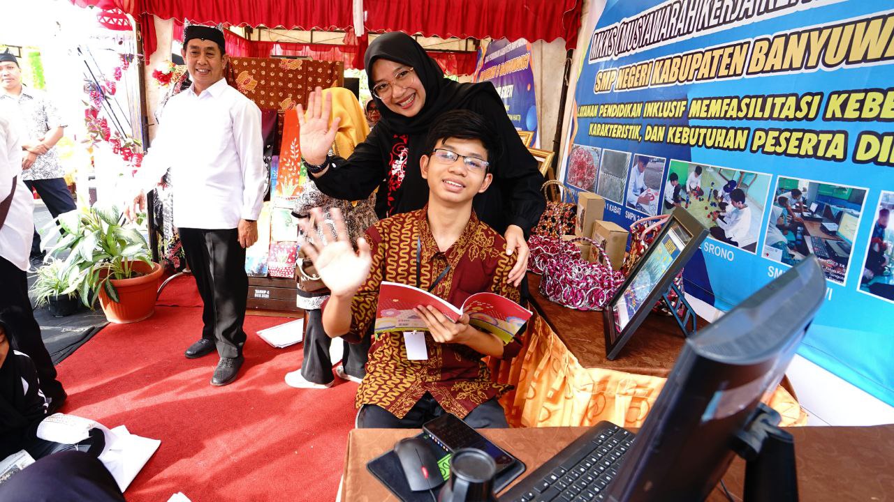 Ipuk Fiestiandani Dorong Pemanfaatan Teknologi di Banyuwangi