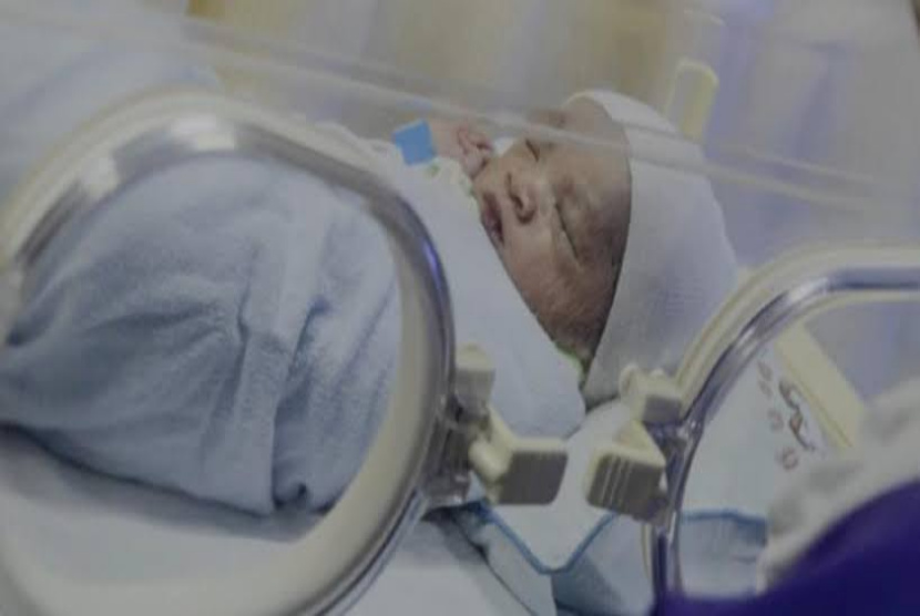 Terobosan Layanan Kesehatan RSUD Genteng Cegah Kebutaan Bayi Prematur